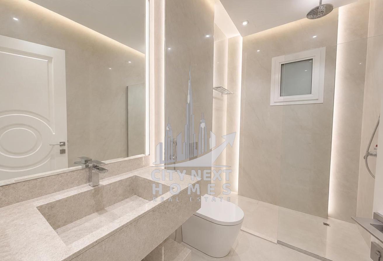 Exclusive Luxury 5BR villa | Majlis | Elevator photo 15
