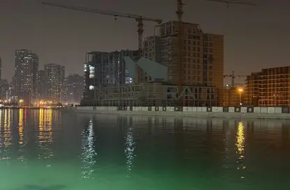 Apartment - 3 Bedrooms - 4 Bathrooms for sale in Crystal Residences - Maryam Island - Sharjah