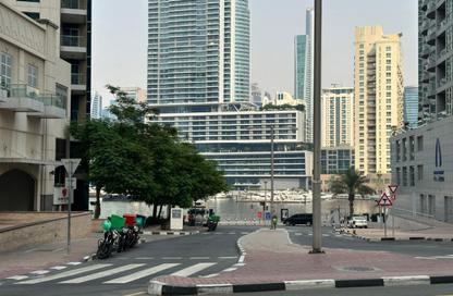 Shop - Studio - 1 Bathroom for rent in Marina Promenade Retail - Marina Promenade - Dubai Marina - Dubai