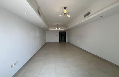 Apartment - 3 Bedrooms - 5 Bathrooms for rent in Al Khan Corniche - Al Khan - Sharjah