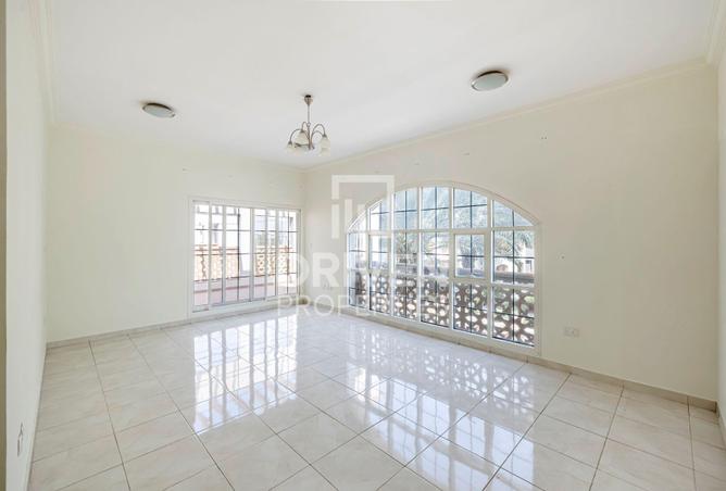 85763932 - Property Image 2