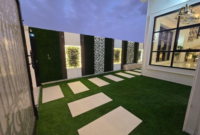 75027829 - Property Image 2