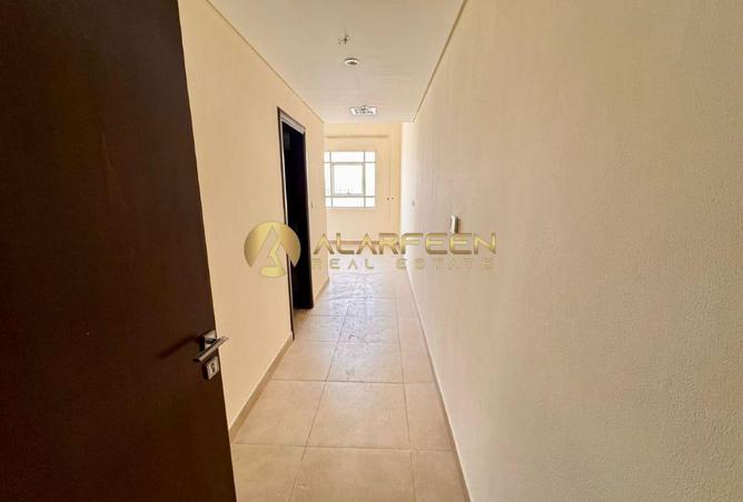 73840999 - Property Image 2