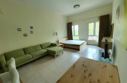 Apartment - 1 Bathroom for rent in Building 78 - Mediterranean Cluster - Discovery Gardens - Dubai