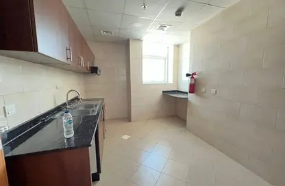 شقة - 2 غرف نوم - 3 حمامات للايجار في كورنيش الخان - الخان - الشارقة