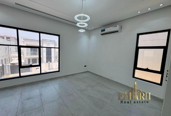 121119521 - Property Image 3