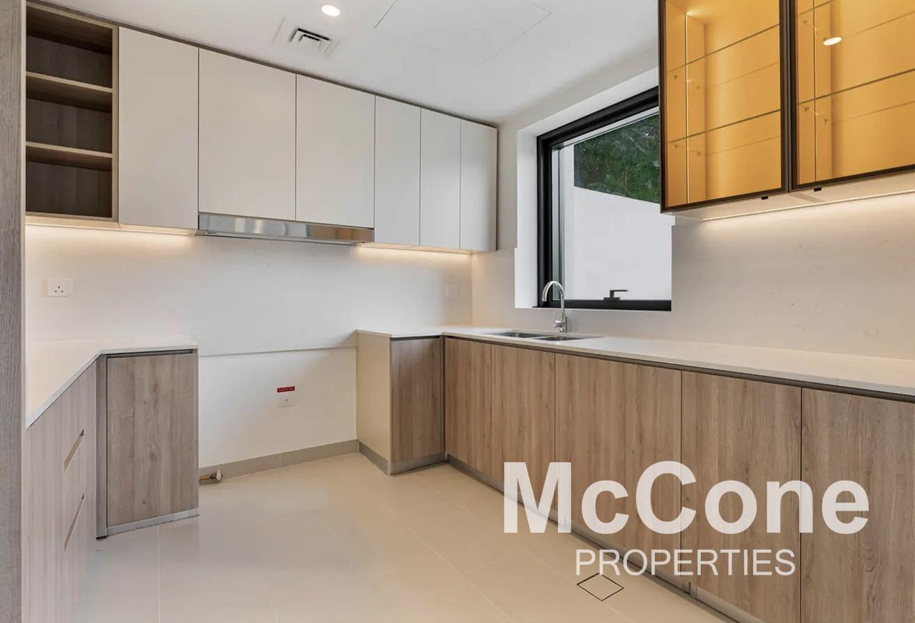 Stunning Park View | Brand New | Price Reduced photo 5
