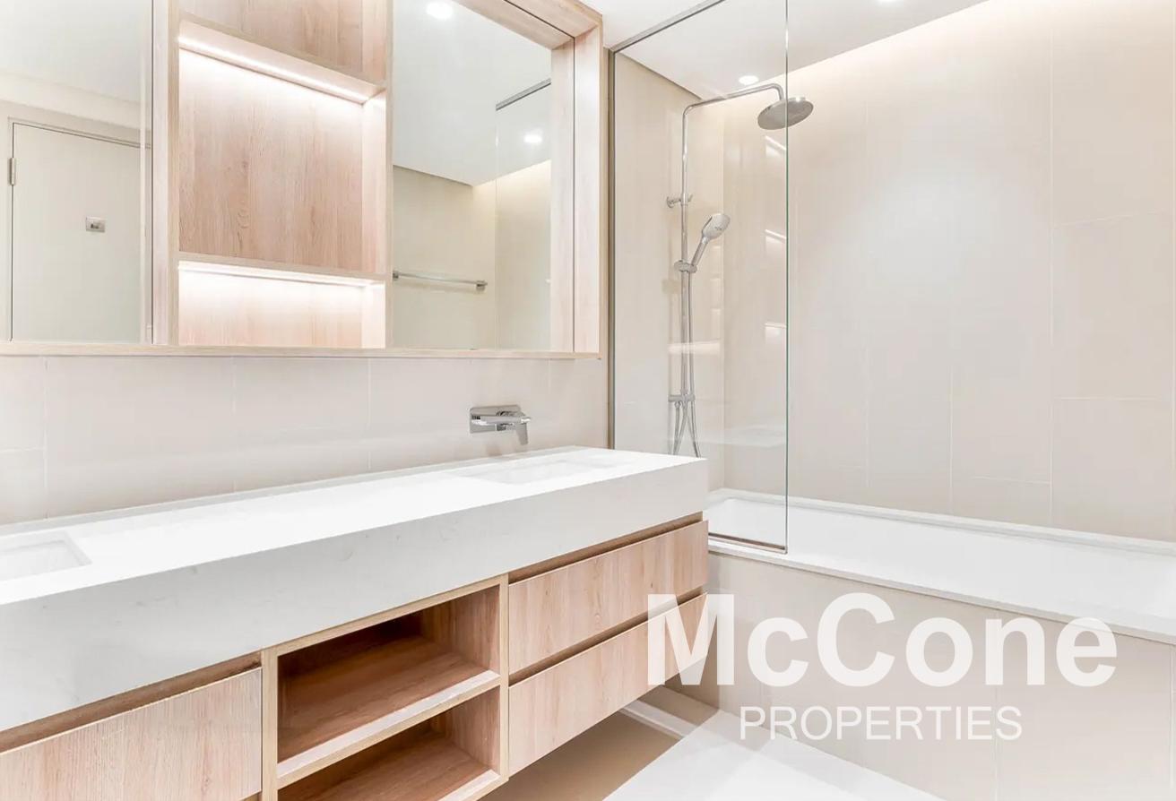 Stunning Park View | Brand New | Price Reduced photo 11