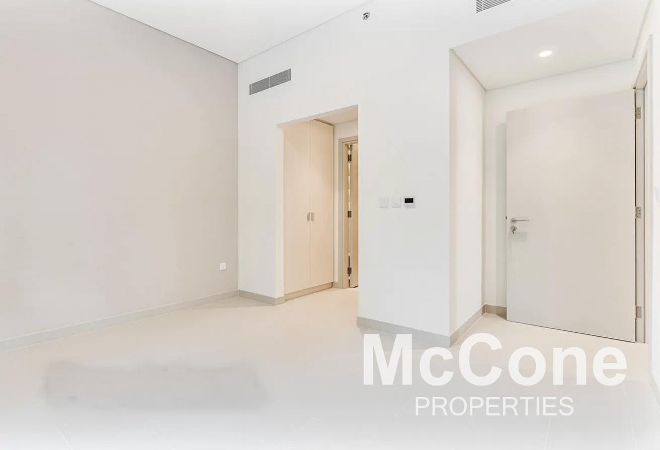 Stunning Park View | Brand New | Price Reduced photo 8