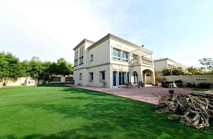 Villa - 2 Bedrooms - 3 Bathrooms for rent in Jumeirah Village Triangle - Dubai
