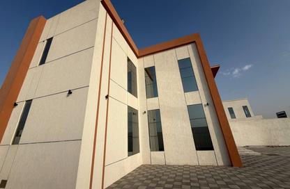 Villa - 4 - 6 for rent in Wadi Al Amardi - Dubai