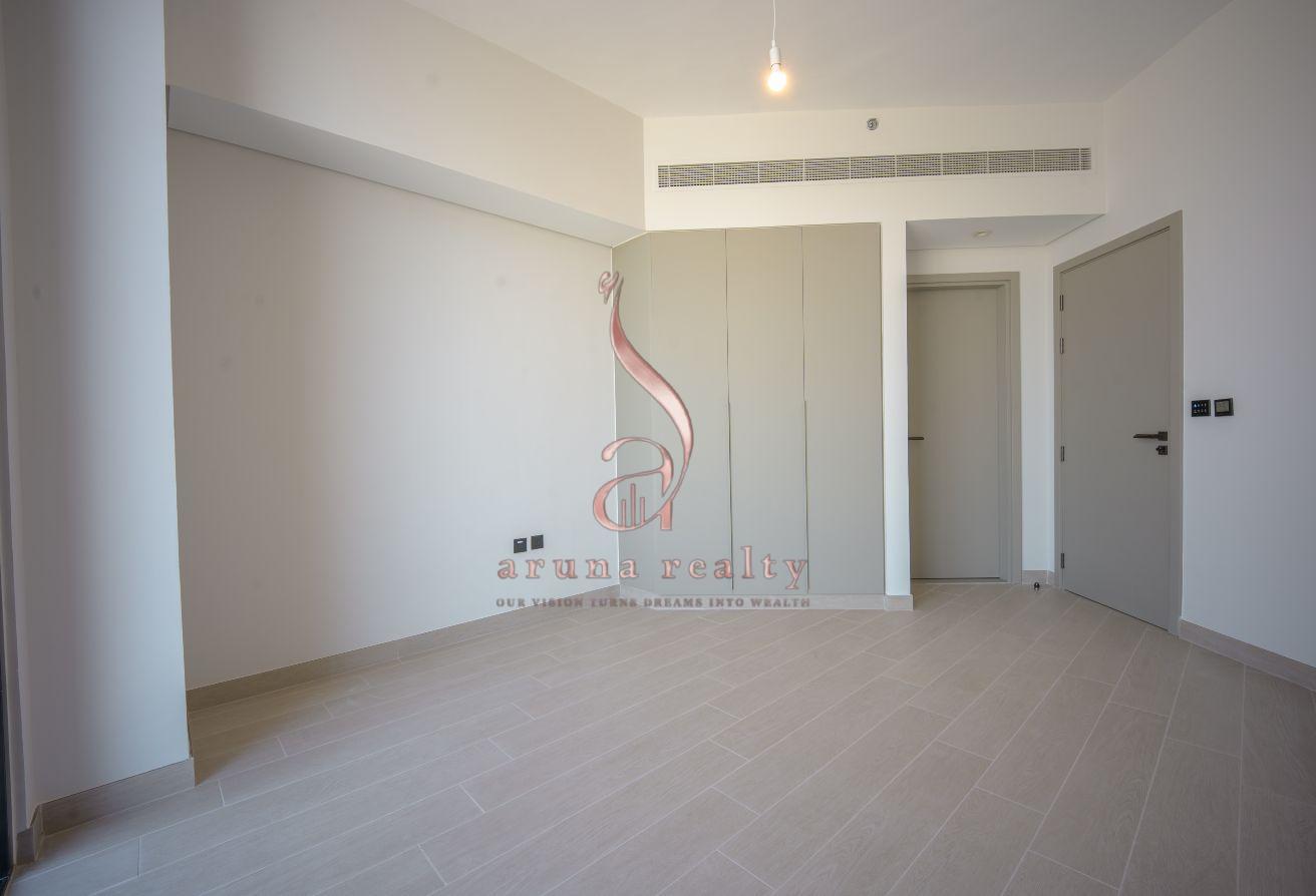 FULL CANAL VIEW | HIGH FLOOR | BRAND-NEW photo 11