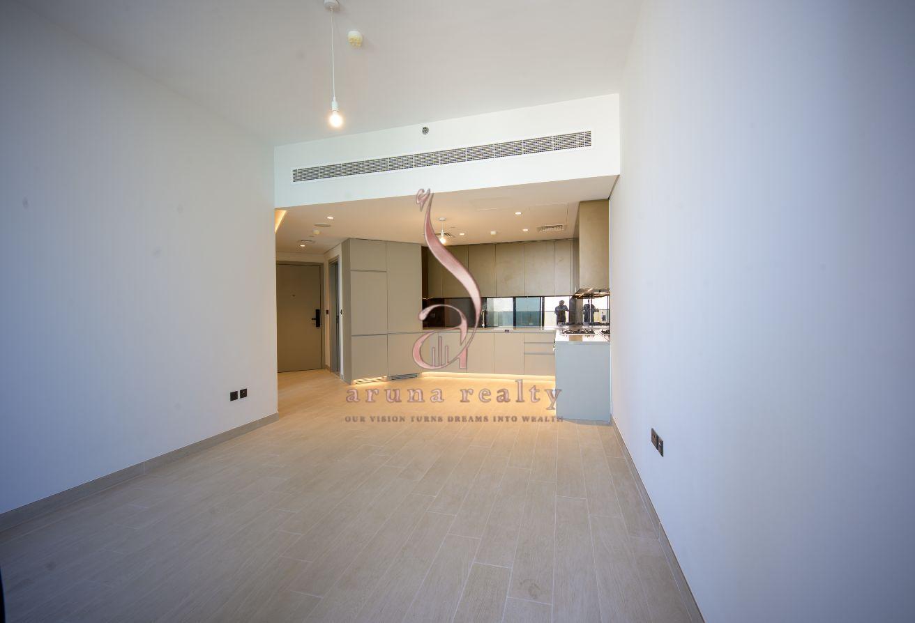 FULL CANAL VIEW | HIGH FLOOR | BRAND-NEW photo 5