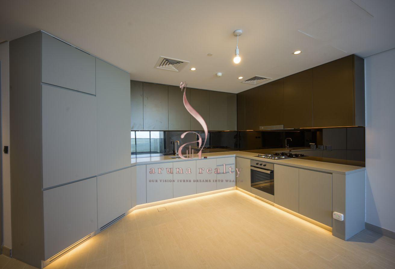 FULL CANAL VIEW | HIGH FLOOR | BRAND-NEW photo 7