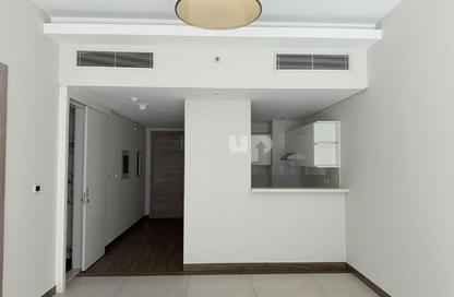 Apartment - 1 - 2 for rent in SOL Bay - Business Bay - Dubai