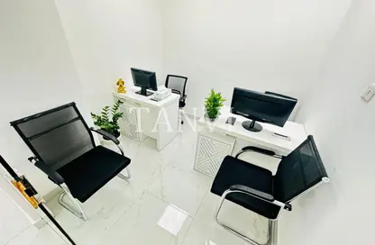 Office Space - 1 Bedroom - 1 Bathroom for rent in Reem Residency - Al Karama - Dubai