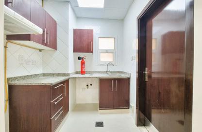 Apartment - Studio - 1 Bathroom for rent in Al Khaleej Centre Area - Al Raffa - Bur Dubai - Dubai