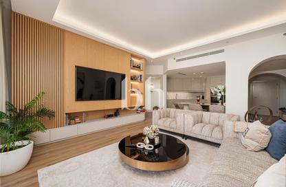 Apartment - 2 Bedrooms for sale in Al Nabat - Shoreline Apartments - Palm Jumeirah - Dubai
