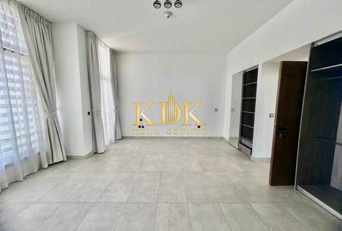124267939 - Property Image 3