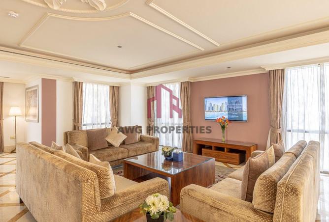 4-bed penthouse in Amwaj 2 · Furnished · Private pool — photo 3