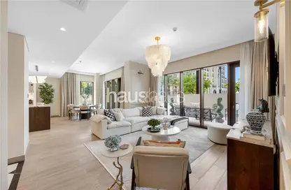 شقة - 2 غرف نوم - 3 حمامات للبيع في جروف في كريك بيتش مبنى 2 - جروف - جريك بيتش - مرسى خور دبي - دبي