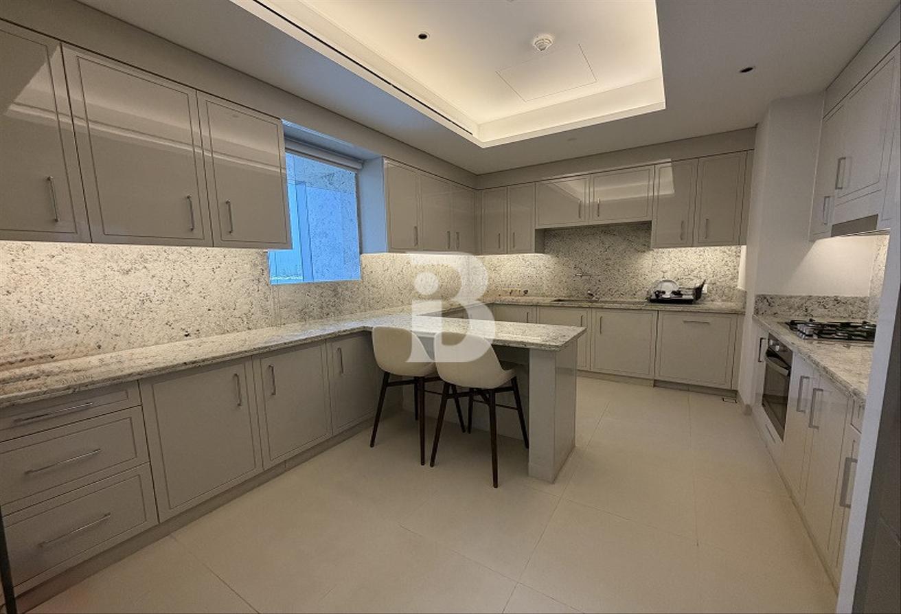 Vacant | All Included | Spacious Layout photo 11
