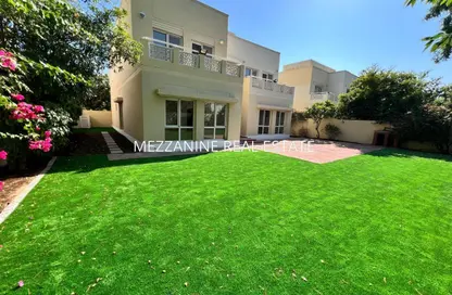 Villa - 5 Bedrooms - 6 Bathrooms for rent in Meadows 4 - Meadows - Dubai