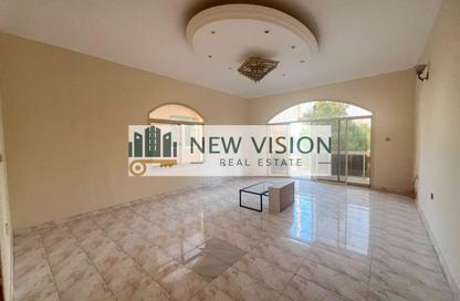 Villa - 4 - 5 for rent in Al Rifa'ah - Al Heerah - Sharjah