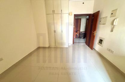Apartment - Studio - 1 Bathroom for rent in Fire Station Road - Muwaileh - Sharjah Apartment - Studio - 1 Bathroom for rent in Fire Station Road - Muwaileh - Sharjah