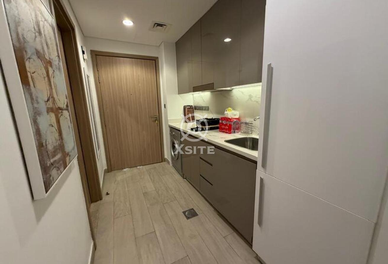 Modern Living |Fully Furnished | Burj Khalifa View photo 6