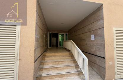 عمارة بالكامل - استوديو - 8 حمامات للبيع في مبنى مويلح - مويلح - الشارقة