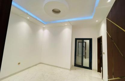 Whole Building - Studio - 7+ for rent in Umm Al Quwain Marina Villas - Umm Al Quwain Marina - Umm Al Quwain