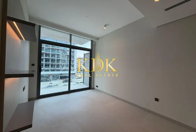 106850835 - Property Image 3