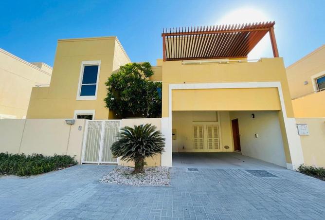 98706560 - Property Main Image