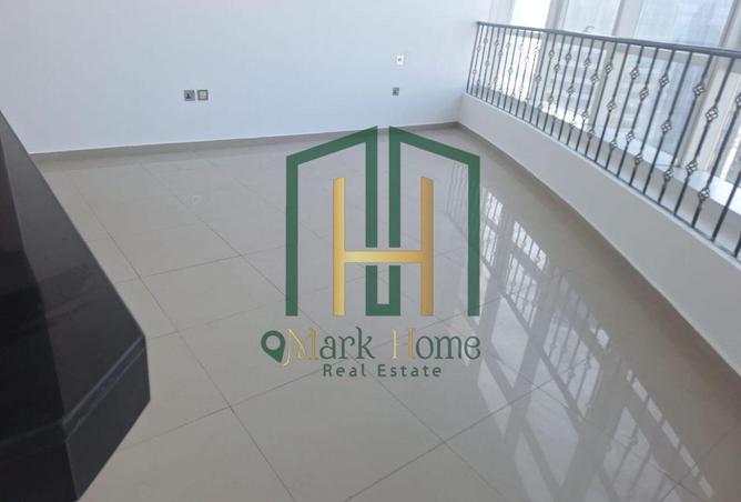 56947801 - Property Image 2