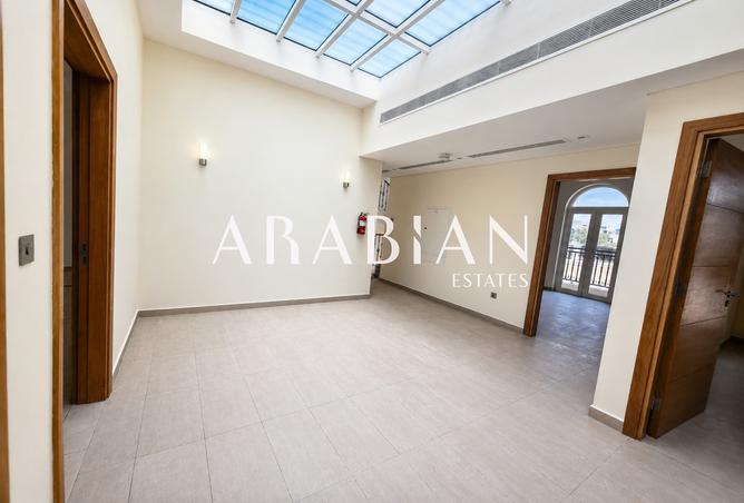 135621490 - Property Image 3