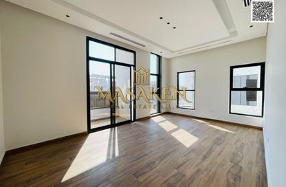 Villa - 5 - 7 for sale in Al Zaheya Gardens - Al Zahya - Ajman
