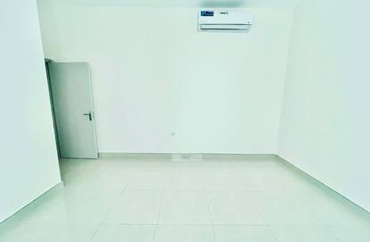Whole Building - 7+ Bedrooms - 7+ Bathrooms for rent in Fire Station Road - Muwaileh - Sharjah