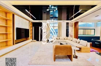 Villa - 6 Bedrooms - 7 Bathrooms for sale in Al Yasmeen 1 - Al Yasmeen - Ajman