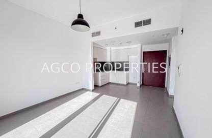 Apartment - 1 Bedroom - 1 Bathroom for sale in Zahra Breeze Apartments 4A - Zahra Breeze Apartments 4 - Zahra Breeze Apartments - Town Square - Dubai