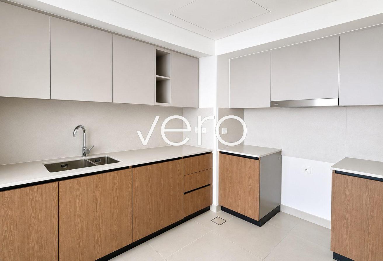 Full Canal & Lagoon View | Corner Unit | Vacant photo 7