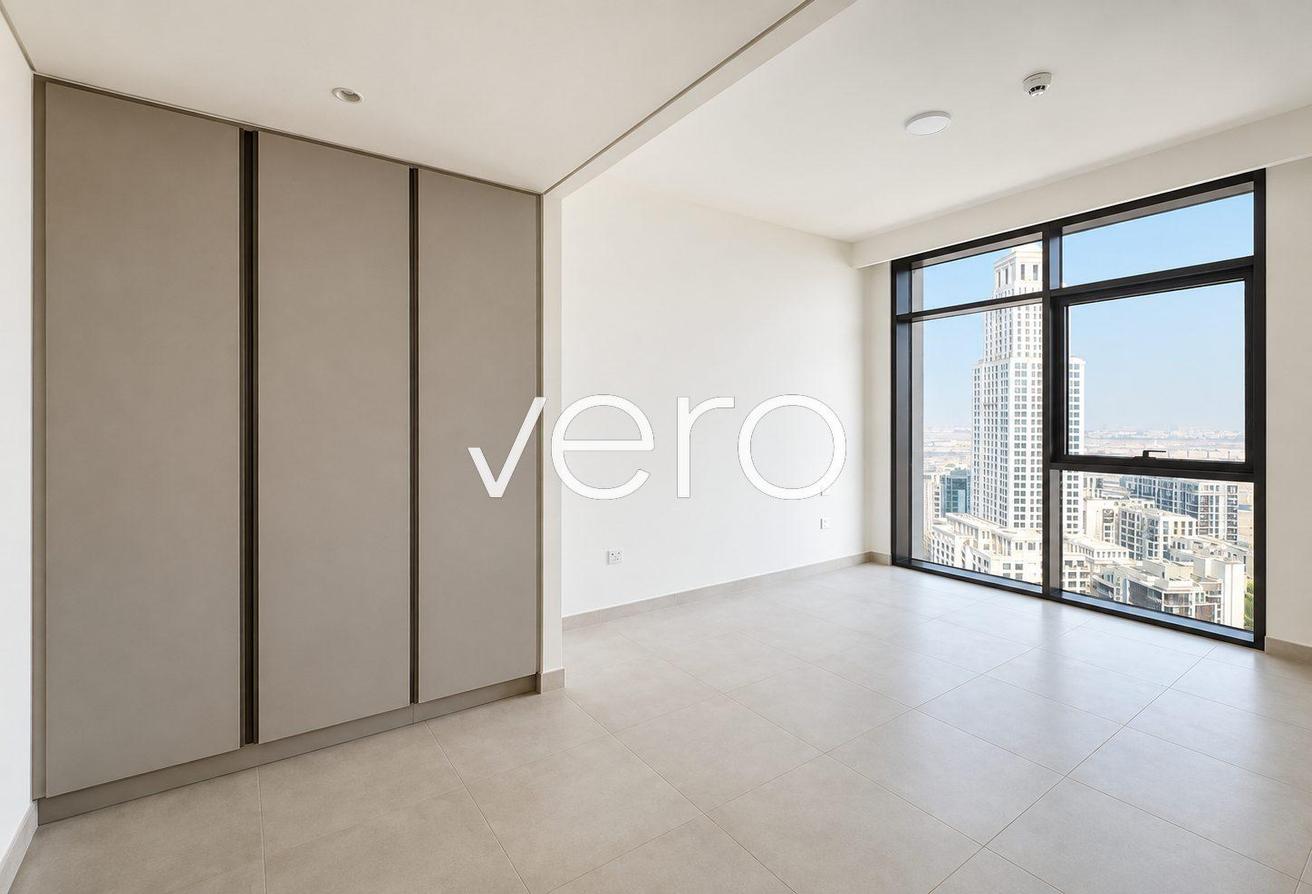 Full Canal & Lagoon View | Corner Unit | Vacant photo 11