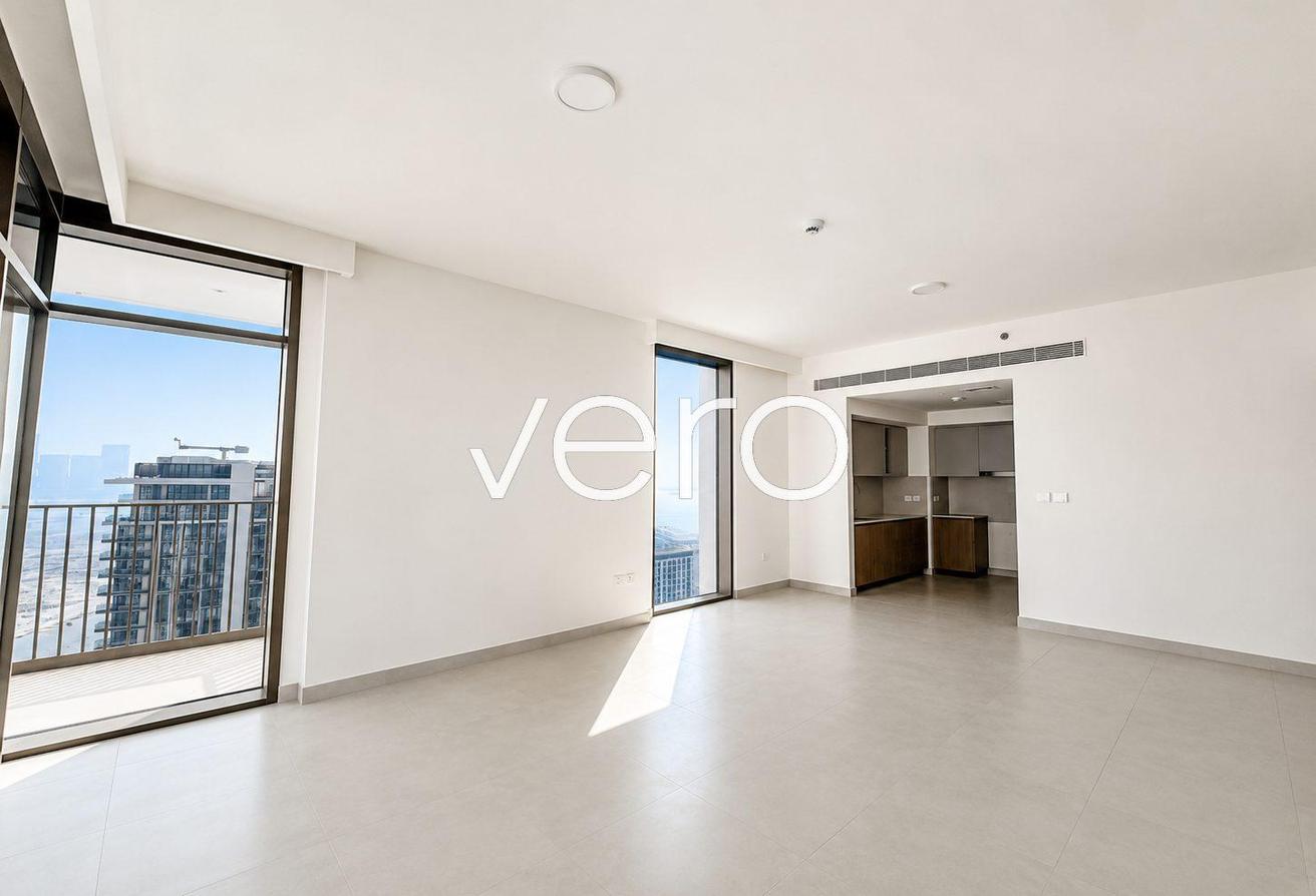 Full Canal & Lagoon View | Corner Unit | Vacant photo 4