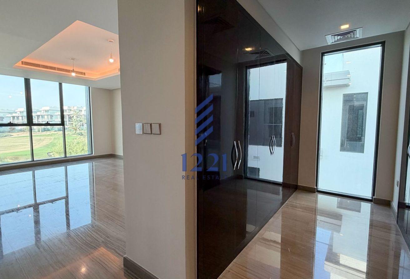 ELEVATED LIVING | UNFURNISHED | PRIVATE RETREAT photo 19