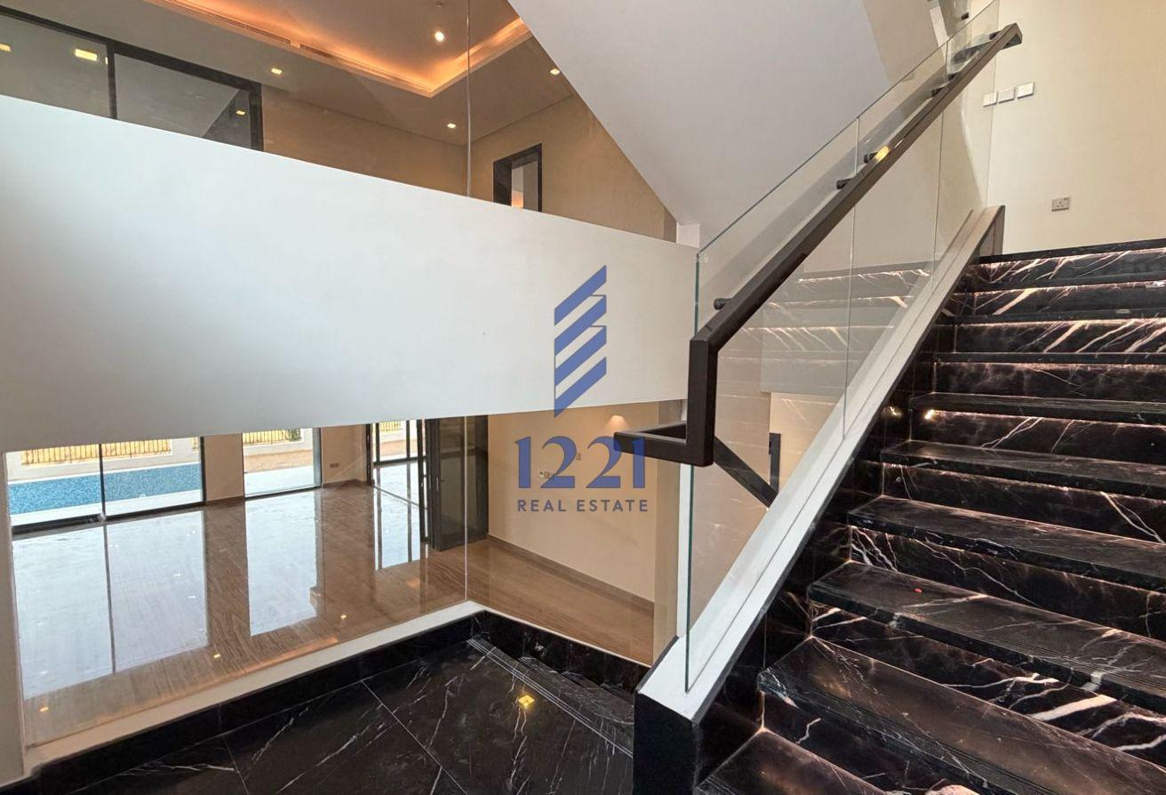 ELEVATED LIVING | UNFURNISHED | PRIVATE RETREAT photo 21