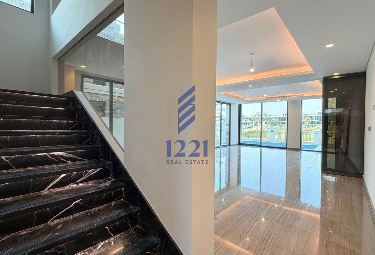 ELEVATED LIVING | UNFURNISHED | PRIVATE RETREAT photo 28