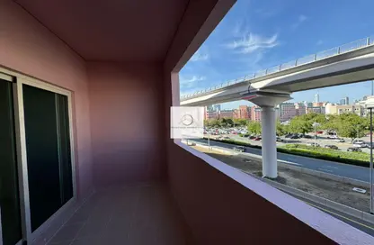 Apartment - Studio - 1 Bathroom for rent in The Gardens Buildings - The Gardens - Dubai