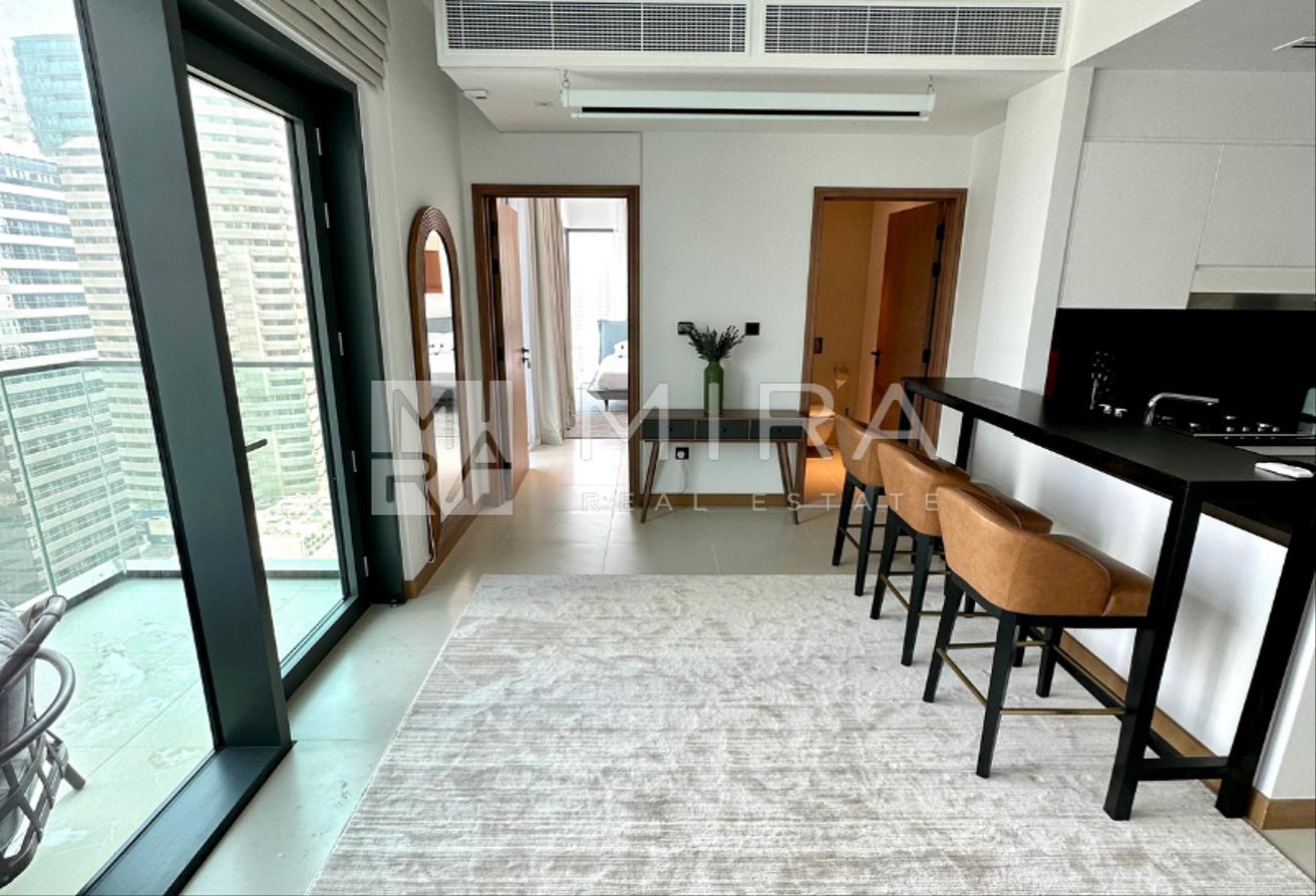 Fully Furnished | Vacant on October | Near Metro photo 2