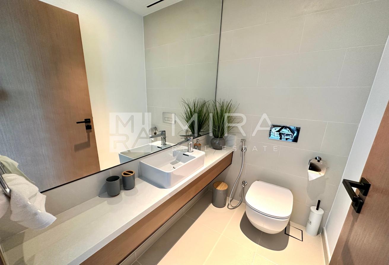 Fully Furnished | Vacant on October | Near Metro photo 8