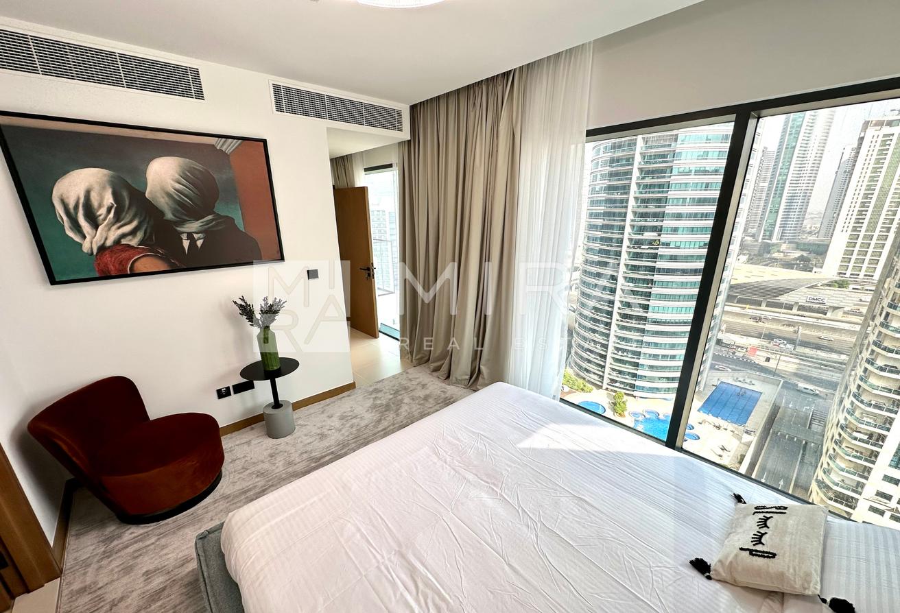 Fully Furnished | Vacant on October | Near Metro photo 5